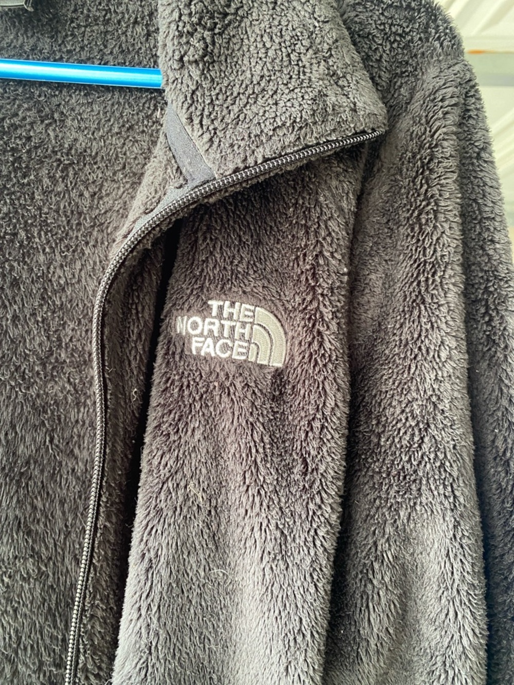 The North Face Charcoal Gray Sherpa Fleece Jacket - Picture 2 of 3